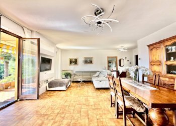 Foto 9 - Villa Via Cervinia
 
15/A, Luino - foto 9