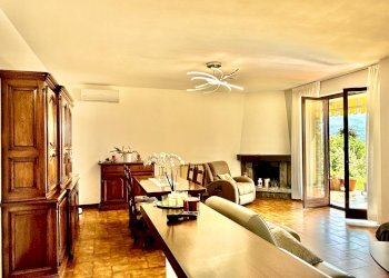 Foto 12 - Villa Via Cervinia
 
15/A, Luino - foto 12