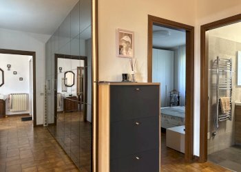 Foto 37 - Villa Via Cervinia
 
15/A, Luino - foto 37