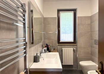 Foto 43 - Villa Via Cervinia
 
15/A, Luino - foto 43