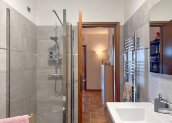 Foto 44 - Villa Via Cervinia
 
15/A, Luino - foto 44