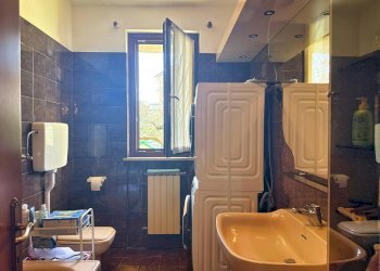 Foto 47 - Villa Via Cervinia
 
15/A, Luino - foto 47