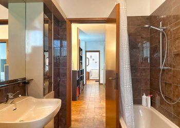 Foto 48 - Villa Via Cervinia
 
15/A, Luino - foto 48