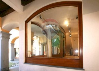 Dettagli - Commercial Premises Via de Bernardi Bonomo
 
17, Clusone - photo 6