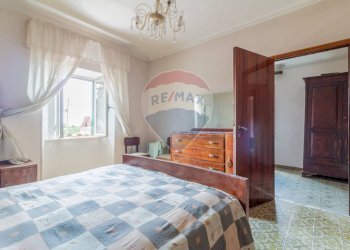 Camera / camera da letto - Quadrilocale Via Montebello
 
127, Ischia di Castro - foto 26