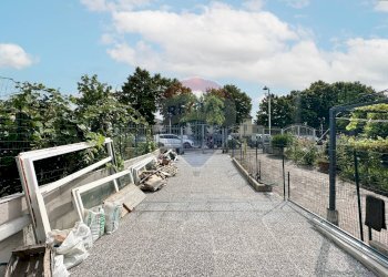 Edificio all\'aperto - Semi-detached house via OPERAI
 
29, Landriano - photo 40