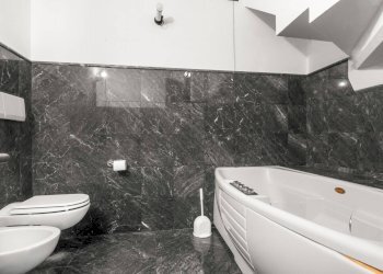 Foto 12 - Trilocale Largo Giusti
 
16, Santa Margherita Ligure - foto 12
