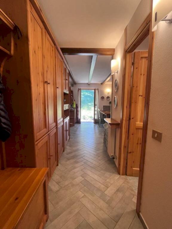 Corridoio - Trilocale via Clotes, 78, Sauze d'Oulx - foto 3