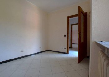 Camera da letto - Trilocale via Sebastiano Oderda, 15, Mondovì - foto 8