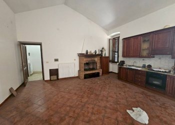 Cucina - Trilocale via Umberto I, Contigliano - foto 4