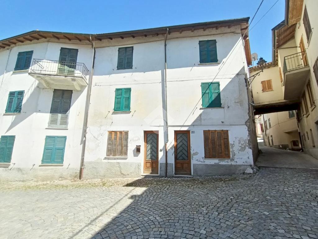 Appartamento Piazza Riccardo Garrone, Grondona - foto 1