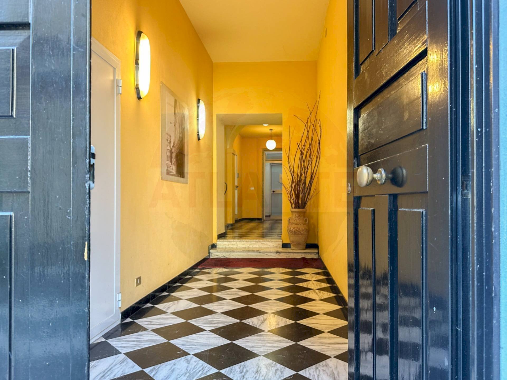 Ingresso palazzo - Appartamento Via della Bollente
 
46, Acqui Terme - foto 1