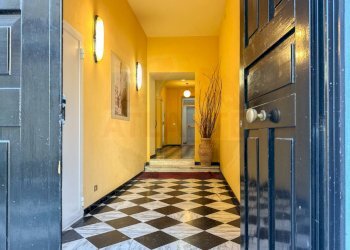 Ingresso palazzo - Appartamento Via della Bollente
 
46, Acqui Terme - foto 1