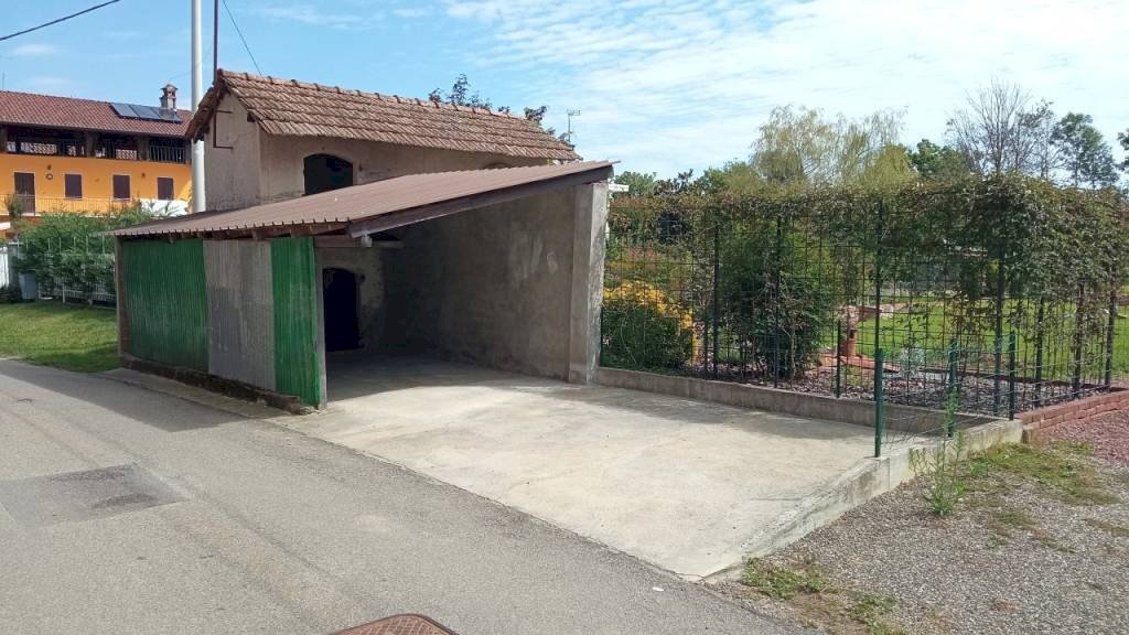 Posto macchina - Casa indipendente Cascina Stoccada, 9, Cavallirio - foto 3