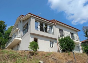 Facciata - Villa via Viassa, 4, Verzuolo - foto 3