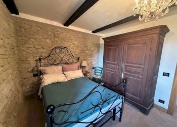 Camera da letto - Three-room apartment Bergolo - photo 6