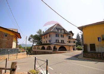 Casa all\'aperto - Hotel Via Cuasso al Piano
1, Cuasso al Monte - foto 5