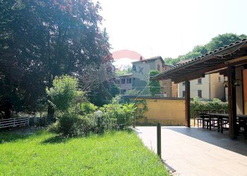 Giardino - Hotel Via Cuasso al Piano
1, Cuasso al Monte - foto 12