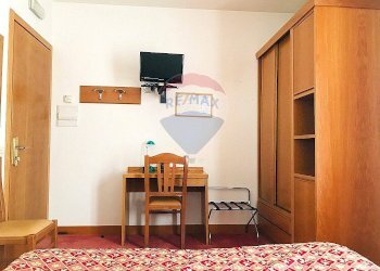 Camera / camera da letto - Hotel Via Cuasso al Piano
1, Cuasso al Monte - foto 31