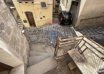 Scale - Casa semi indipendente via beccaria, Stigliano - foto 9