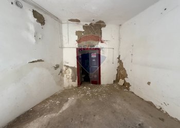 Stanza vuota - Casa semi indipendente via beccaria, Stigliano - foto 12