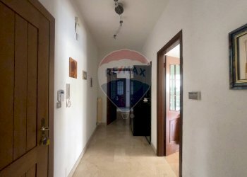 Hall / corridoio - Appartamento Santeramo in Colle - foto 3