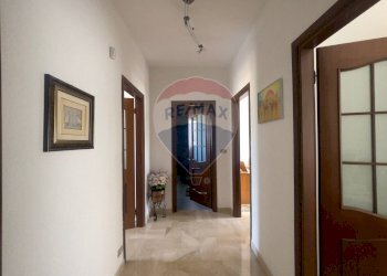Hall / corridoio - Appartamento Santeramo in Colle - foto 4