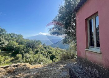 Vista delle montagne - Casa indipendente casale di tifani
 
snc, Castelmola - foto 3