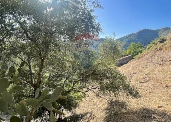 Vista delle montagne - Casa indipendente casale di tifani
 
snc, Castelmola - foto 4