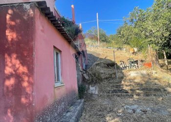 Casa all\'aperto - Casa indipendente casale di tifani
 
snc, Castelmola - foto 5