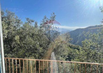 Vista delle montagne - Casa indipendente casale di tifani
 
snc, Castelmola - foto 10