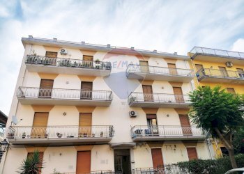 Edificio all\'aperto - Appartamento Via Nizzeti
 
96, Aci Catena - foto 4