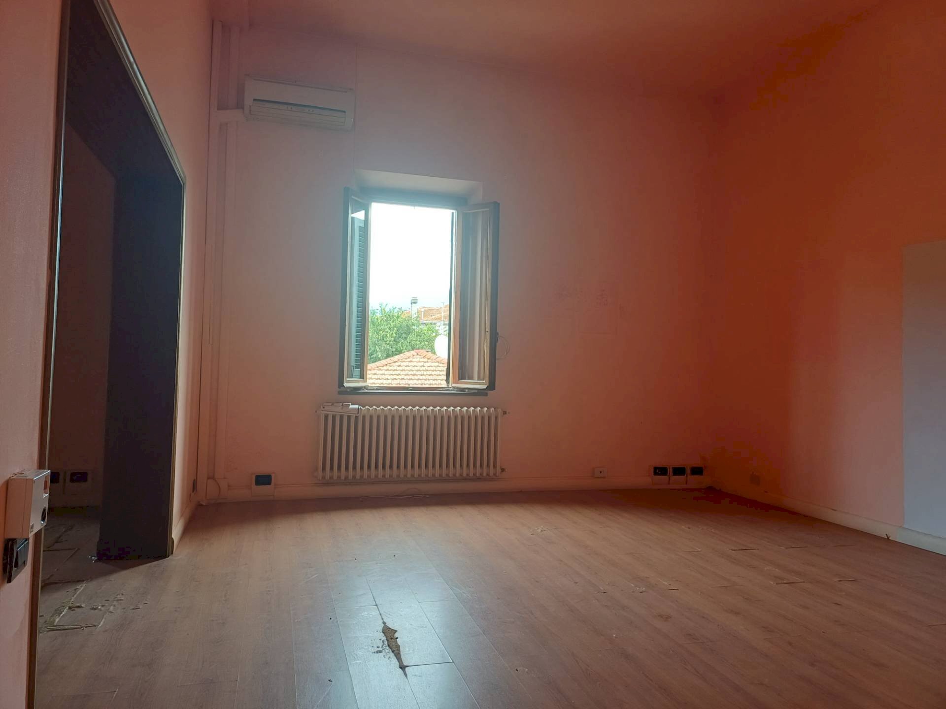 Foto 2 - Villa a Schiera Via Ugo Foscolo
-, San Giuliano Terme - foto 2