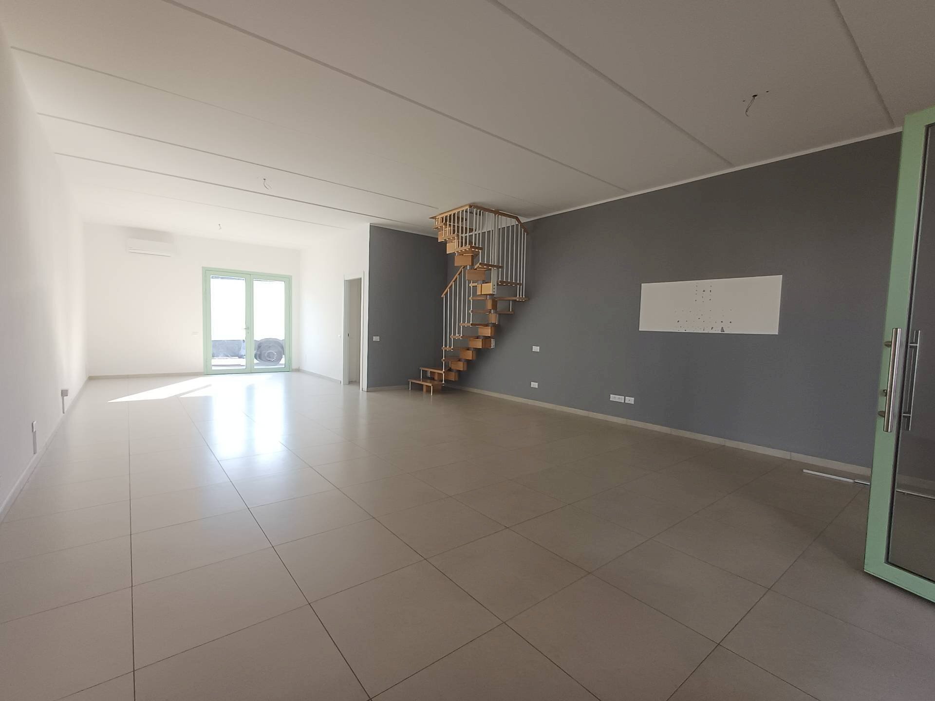 Foto 2 - Attività Commerciale via statale 12
 
-, San Giuliano Terme - foto 2