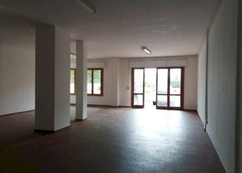 Foto 4 - Attività Commerciale Via Chiavaccini, Ponsacco - foto 4