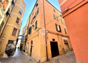 Trilocale Via castello, Imperia - foto 2