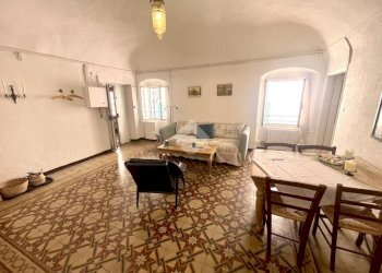 Trilocale Via castello, Imperia - foto 11