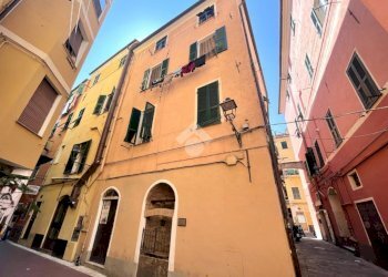 Trilocale Via castello, Imperia - foto 15