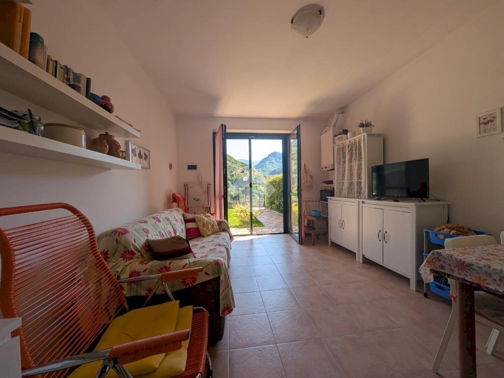 Two-room apartment Via Pian della Cà, Borzonasca - photo 2