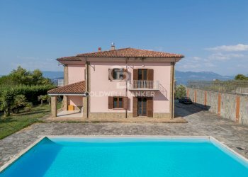 Foto 2 - Villa Via Municipio
 
Snc, Lustra - foto 2