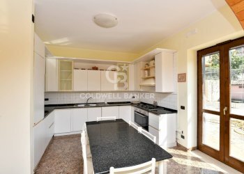 Foto 11 - Villa Via Municipio
 
Snc, Lustra - foto 11