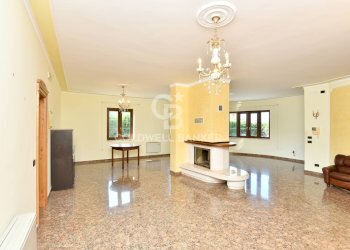 Foto 3 - Villa Via Municipio
 
Snc, Lustra - foto 3