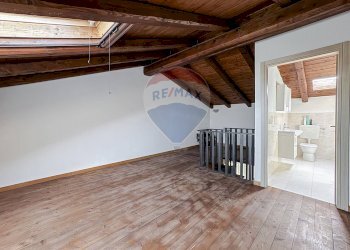 Stanza vuota - Villa a Schiera via Cascina Gamberina
 
2, Prarolo - foto 22