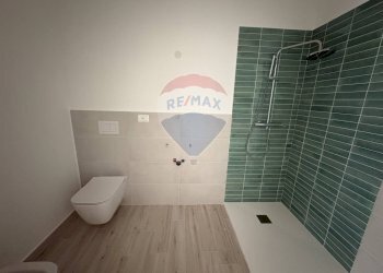 Bagno - Trilocale VIA COSTALUNGA
 
1/3, Trieste - foto 8