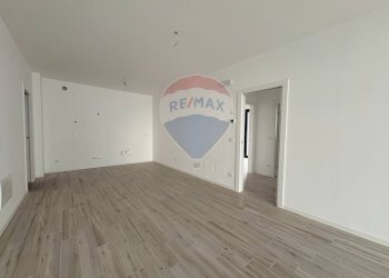 Stanza vuota - Trilocale VIA COSTALUNGA
 
1/3, Trieste - foto 9