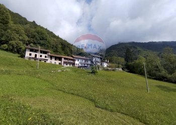 Vista delle montagne - Casa semi indipendente Via Bossana
 
12, Cesiomaggiore - foto 1