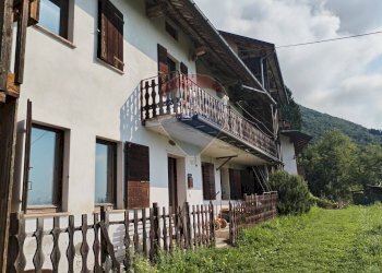 Casa all\'aperto - Casa semi indipendente Via Bossana
 
12, Cesiomaggiore - foto 2