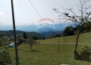 Vista delle montagne - Casa semi indipendente Via Bossana
 
12, Cesiomaggiore - foto 6