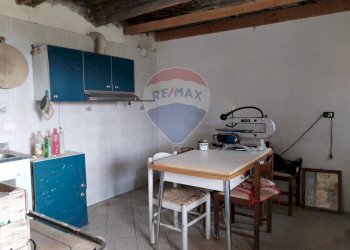 Sala da pranzo - Casa semi indipendente Via Bossana
 
12, Cesiomaggiore - foto 11