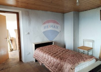 Camera / camera da letto - Casa semi indipendente Via Bossana
 
12, Cesiomaggiore - foto 15